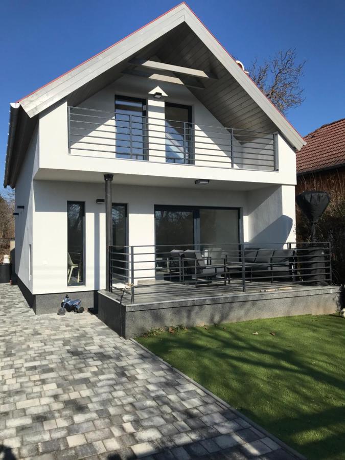 Napsugár Vendégház Zánka Exterior foto